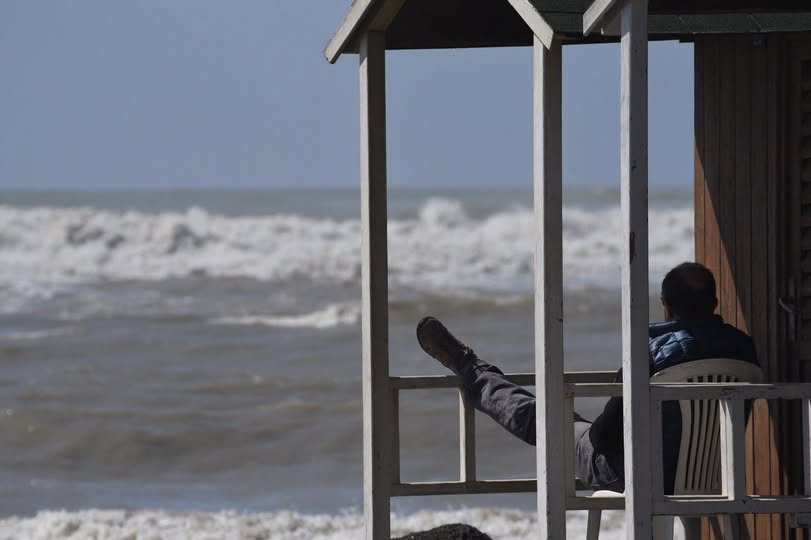 Non una cartolina, ma una medicina: perch� vivere il mare ogni giorno, cambia la salute